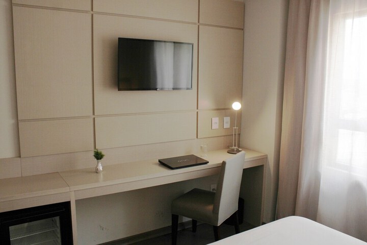 Room 15 of 56