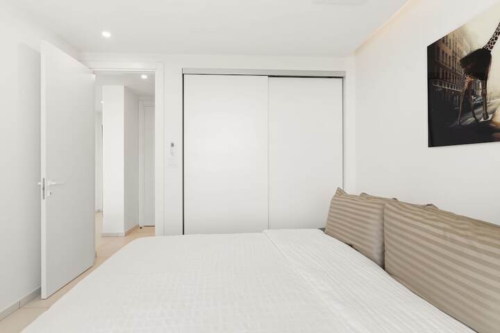 Room 135 of 1000