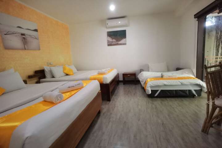 Room 13 of 72