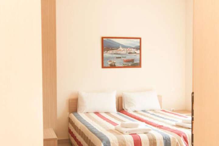 Room 10 of 55