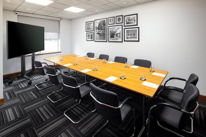 Meeting 52 of 60