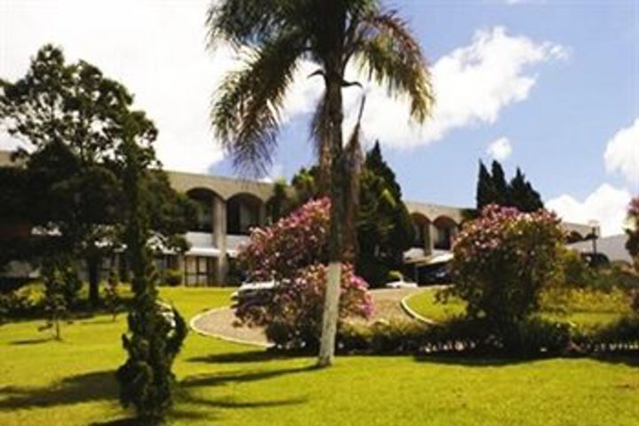 Laje De Pedra Hotel & Resort