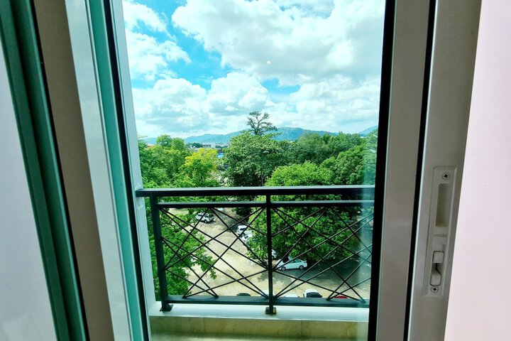 Room 12 of 21