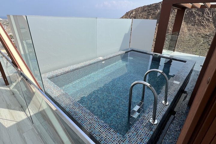 Pool 41 of 79