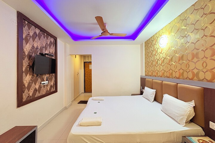 Room 19 of 30