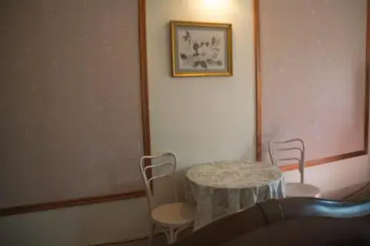 Room 2 of 11