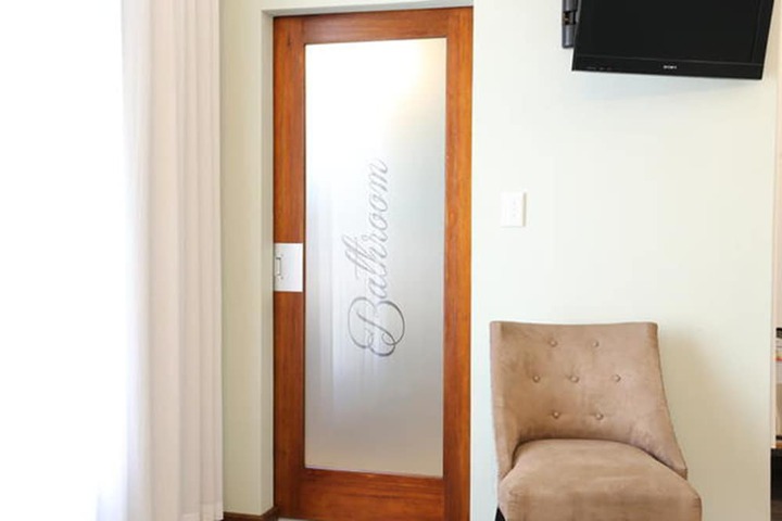 Room 8 of 43