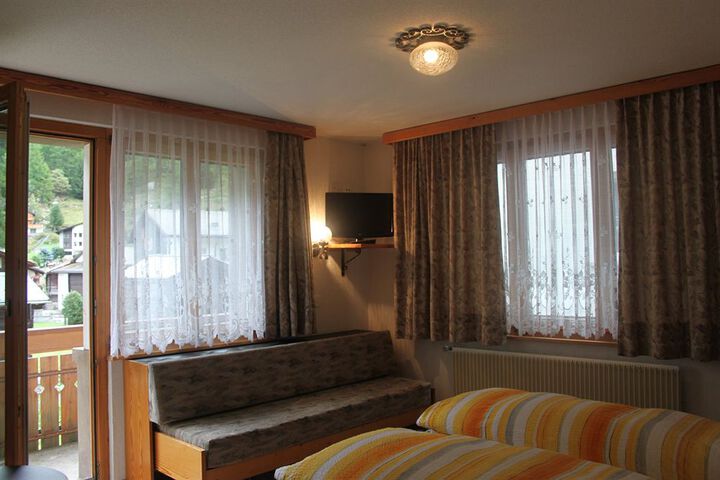 Room 39 of 41