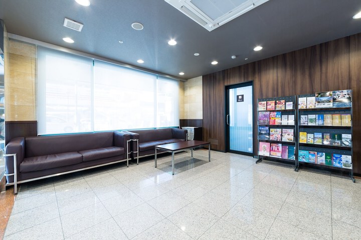 Guest Lobby