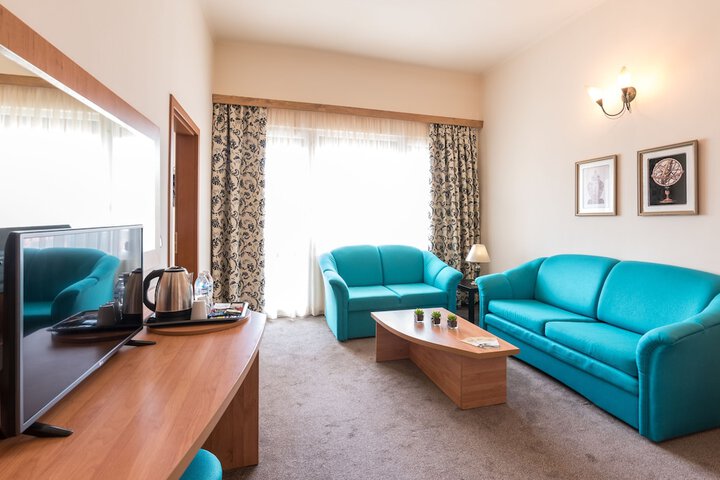 Room 21 of 64
