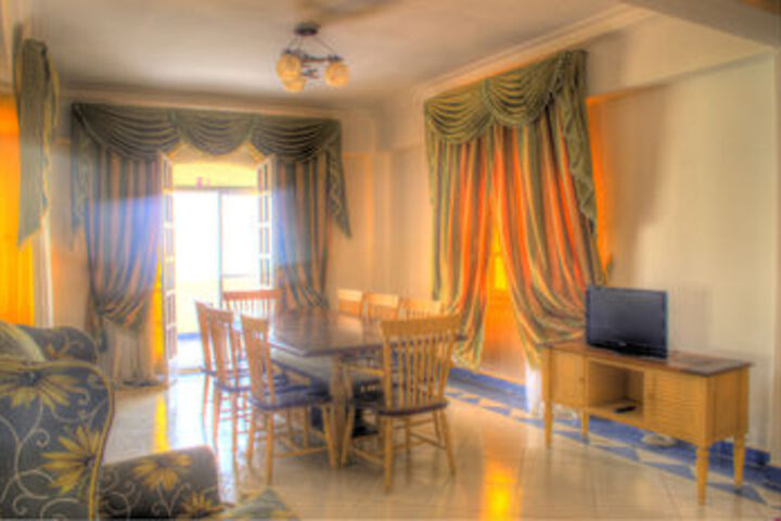 Room 17 of 22