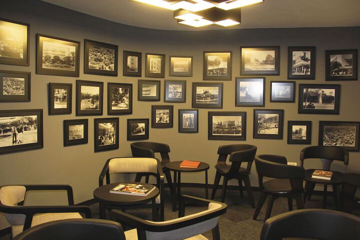 Meeting facility