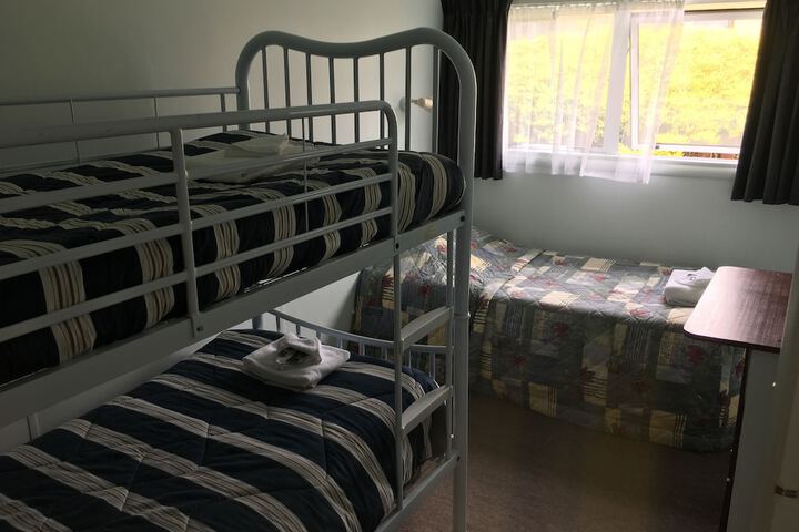 Room 4 of 41