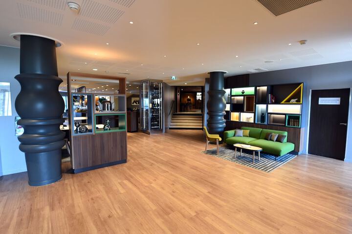 Hotel Interior 2 of 173