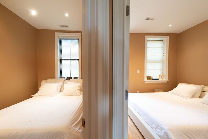 Room 3 of 21