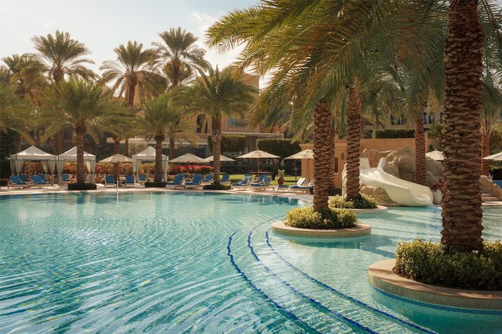 Pool 71 of 124
