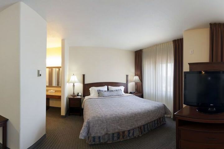Room 17 of 29