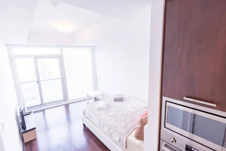 Room 4 of 26