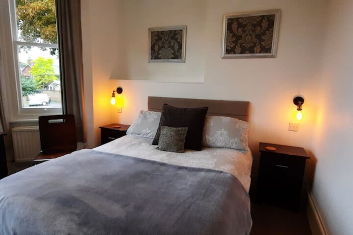 Room 4 of 39