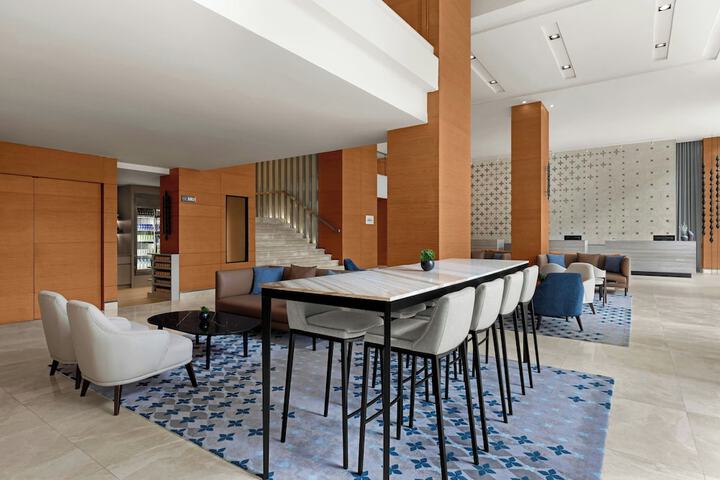 Guest Lobby