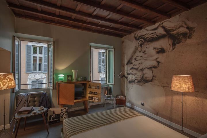 Room 5 of 23