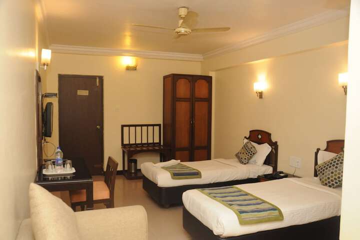Room 20 of 38