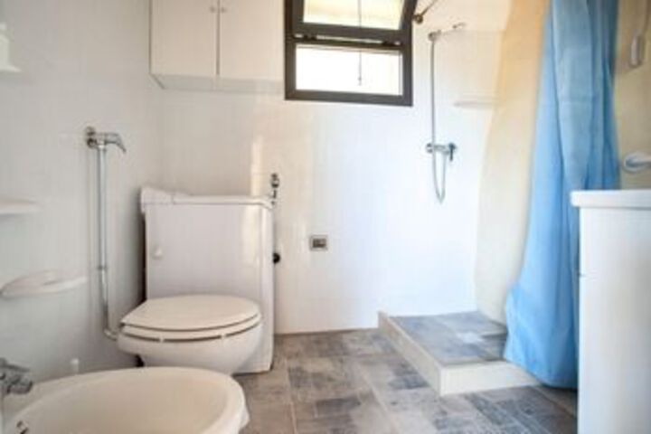 Room 2 of 12
