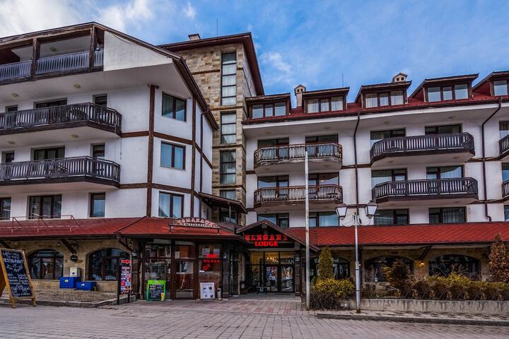 Elegant Lodge Hotel in Bansko