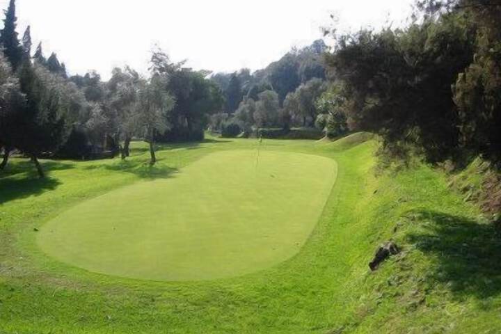 Golf 34 of 37