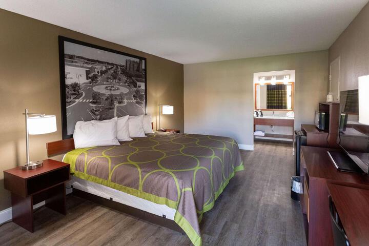 1 King Bed Mobility Accessible (7 of 7)