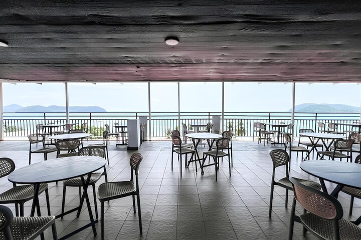 Terrace/Patio 19 of 48