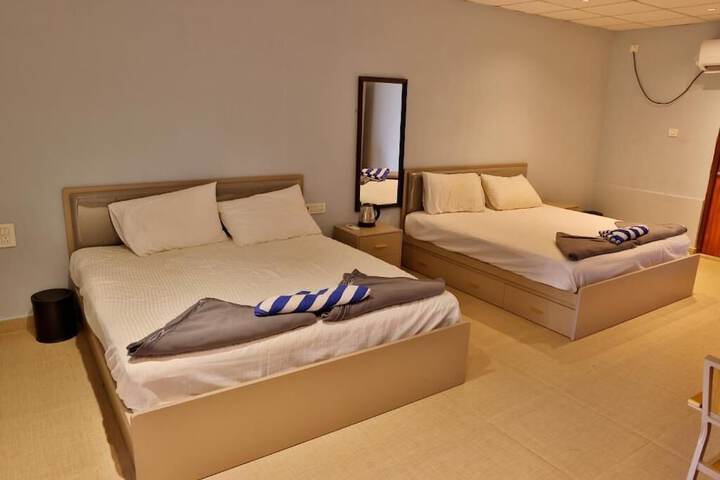 Room 14 of 39