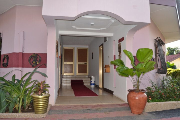 Hotel 14 of 16