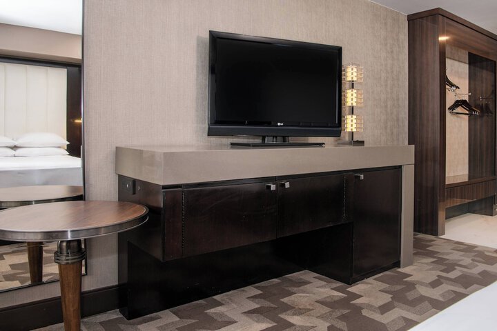 Room 35 of 108