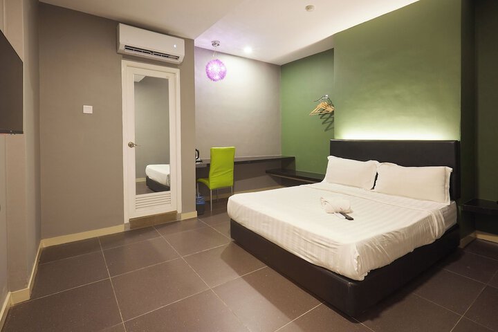 Room 38 of 87