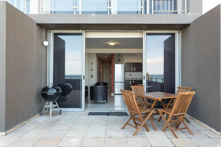 Terrace/Patio 7 of 20