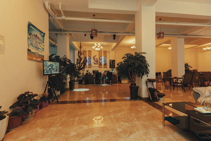 Hotel Interior 11 of 32