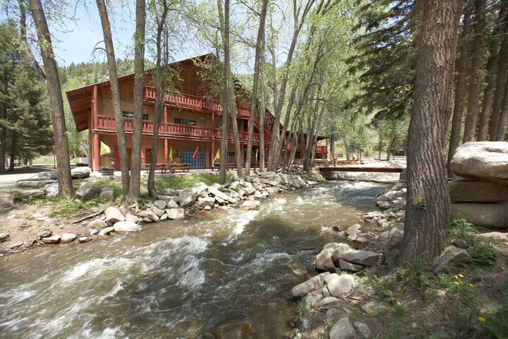 Property Grounds 16 of 18