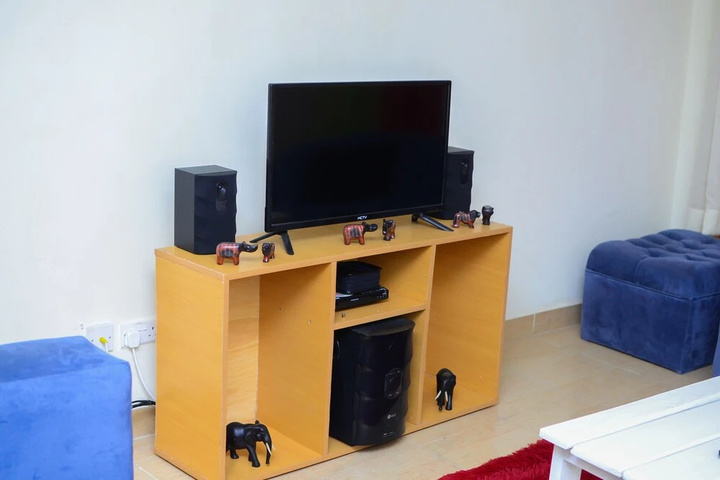 Room 3 of 12