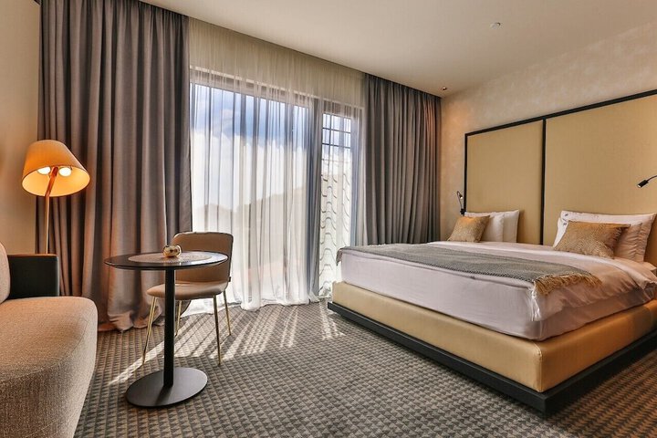 Room 26 of 55