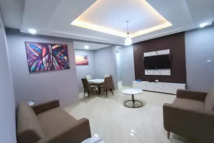 Room 14 of 43