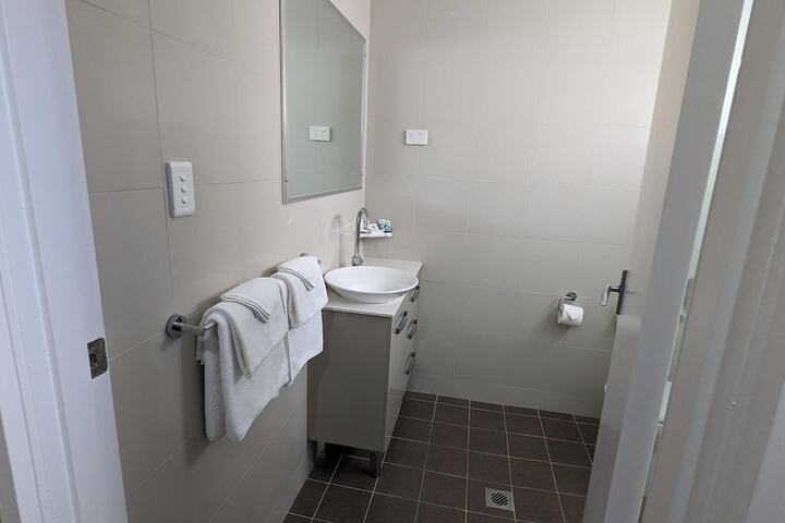 Room 35 of 105