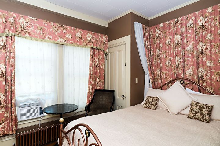 Room 14 of 88