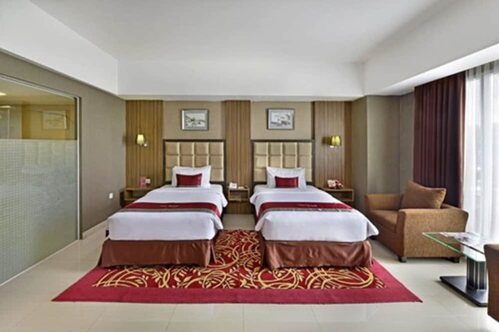 Room 13 of 51