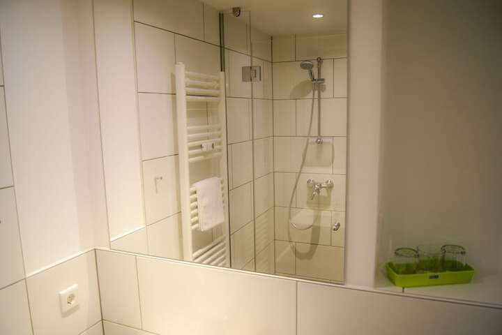 Room 17 of 20