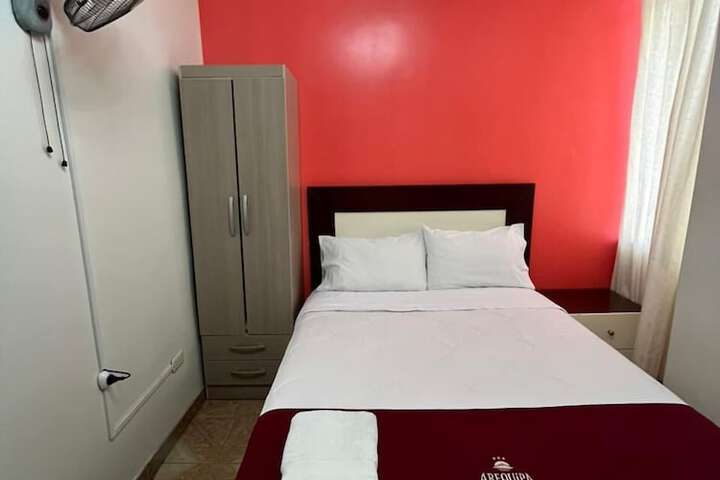 Room 18 of 40
