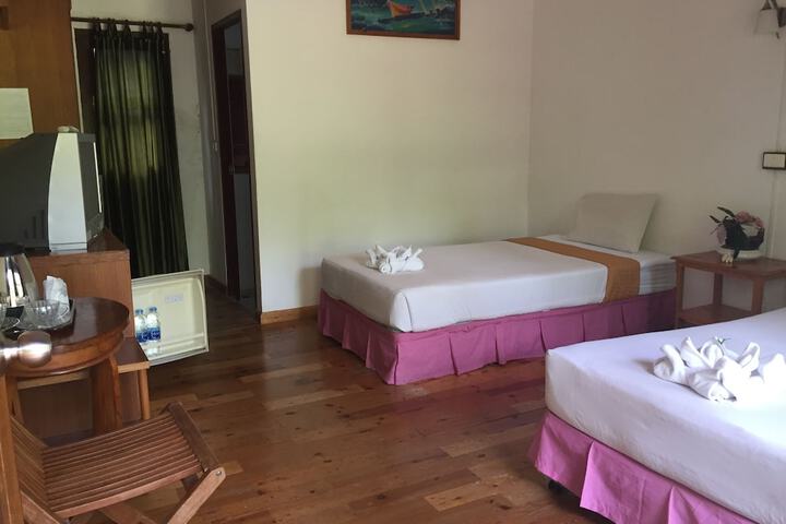 Room 7 of 71