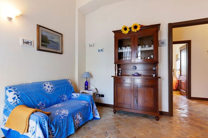 Room 5 of 26