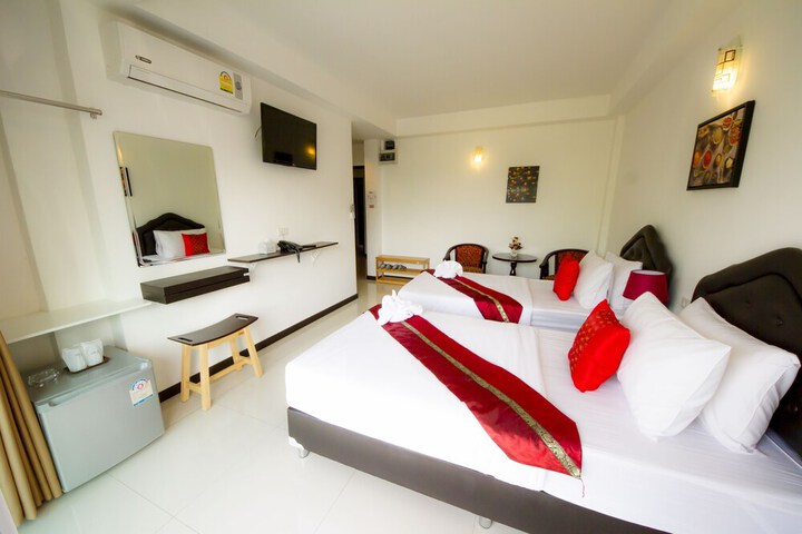 Room 10 of 62