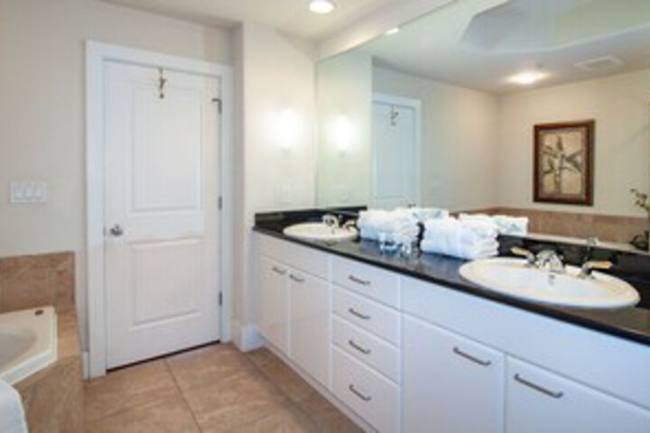 Room 2 of 14